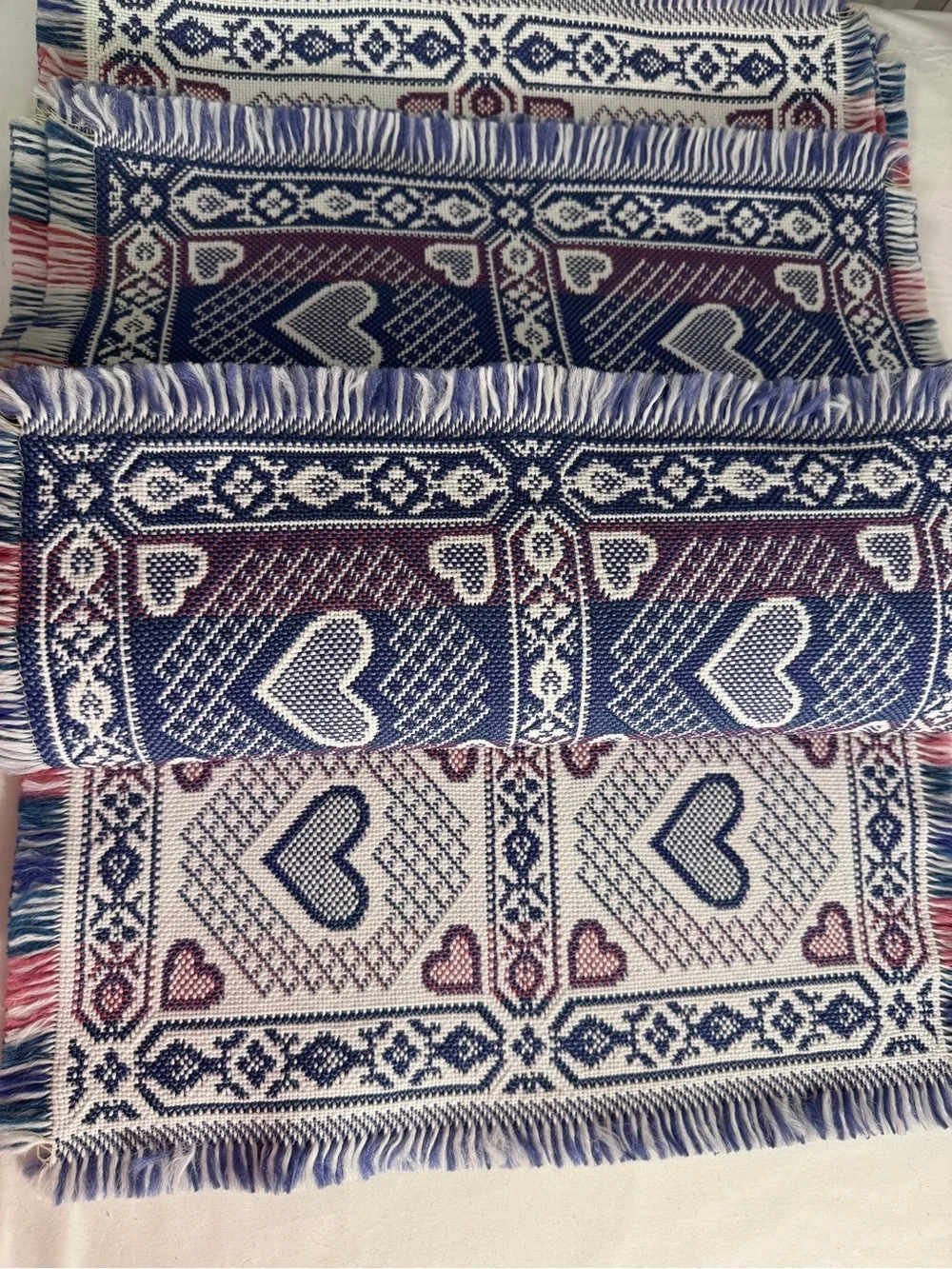 Heart Pattern Woven Placemats Set of 4 Reversible Cottagecore 80s Vintage